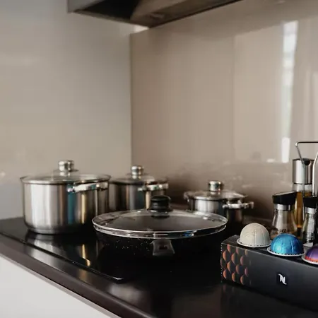 Cozy&delux Family 3 Min From Metro Apartament