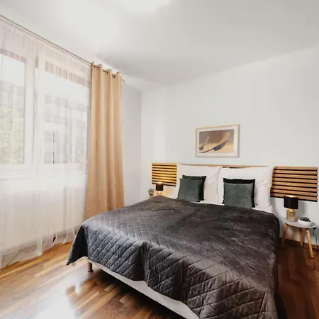 Apartament Cozy&delux Family 3 Min From Metro Praga